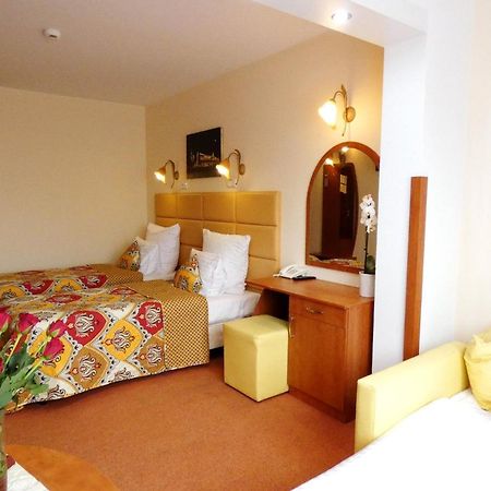 Aparthotel Adler Краків Екстер'єр фото