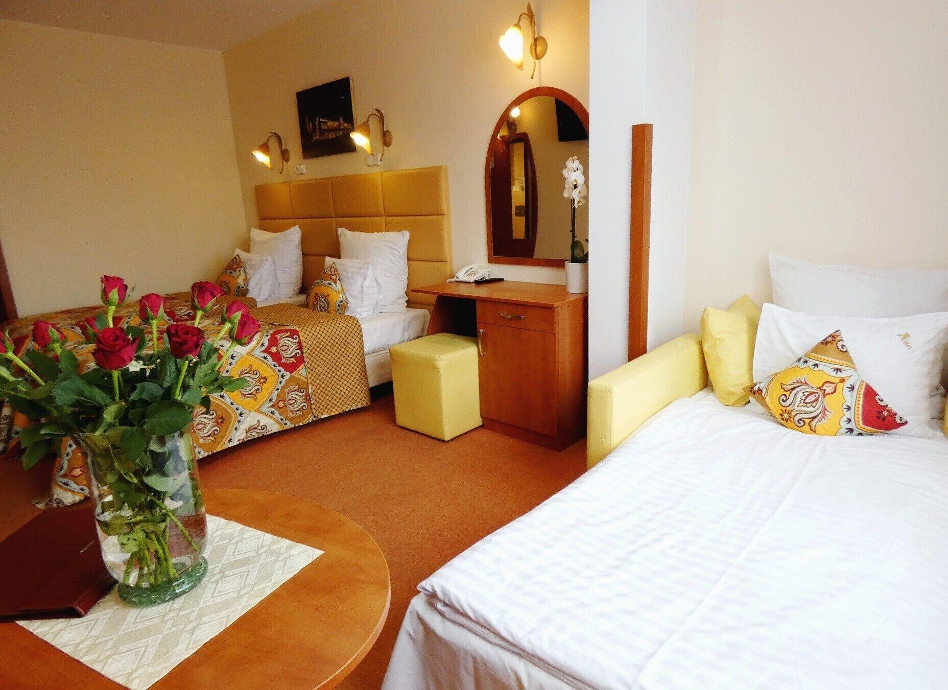 Aparthotel Adler Краків Екстер'єр фото