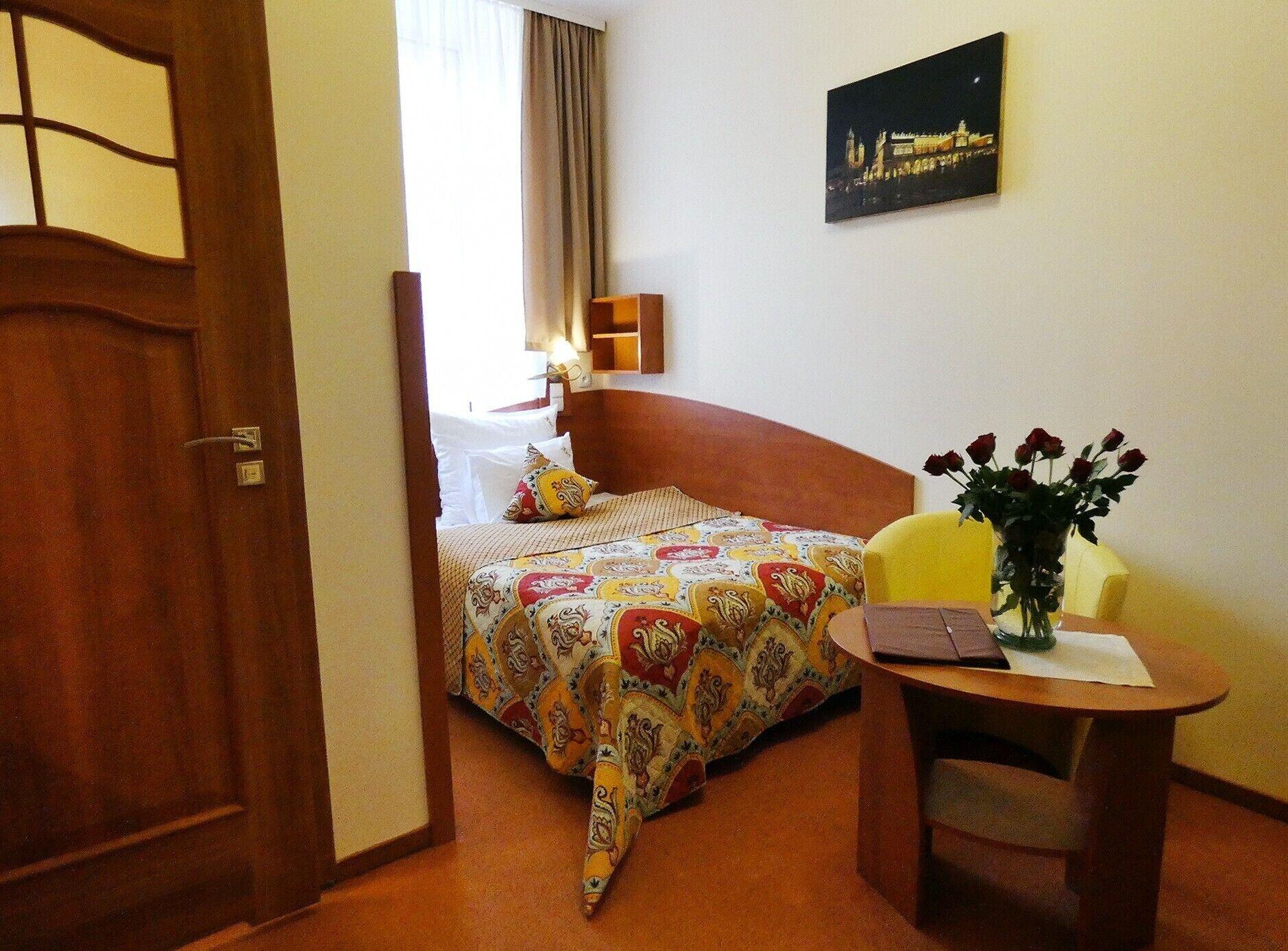 Aparthotel Adler Краків Екстер'єр фото