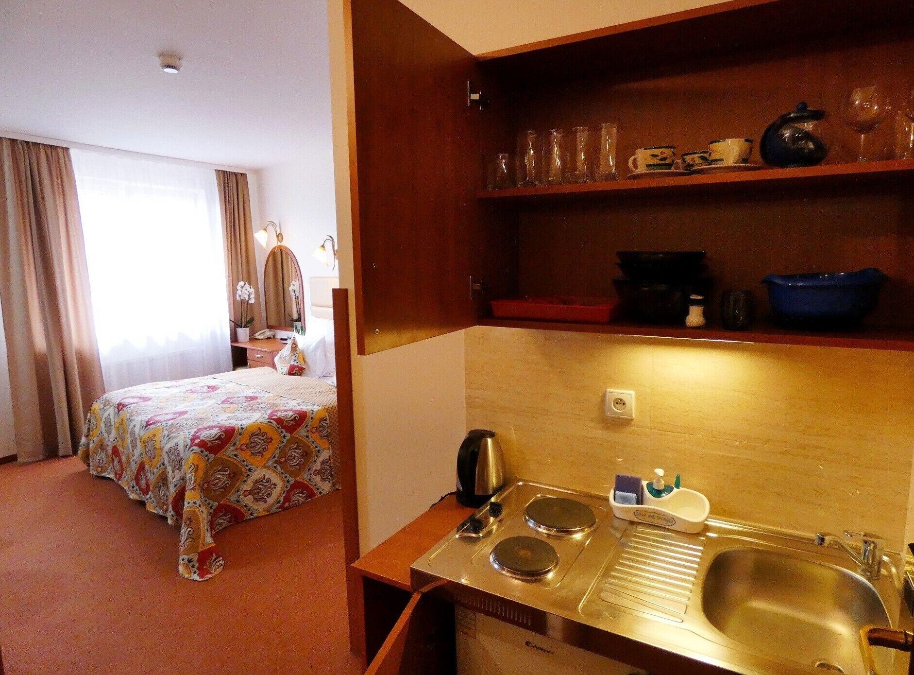 Aparthotel Adler Краків Екстер'єр фото