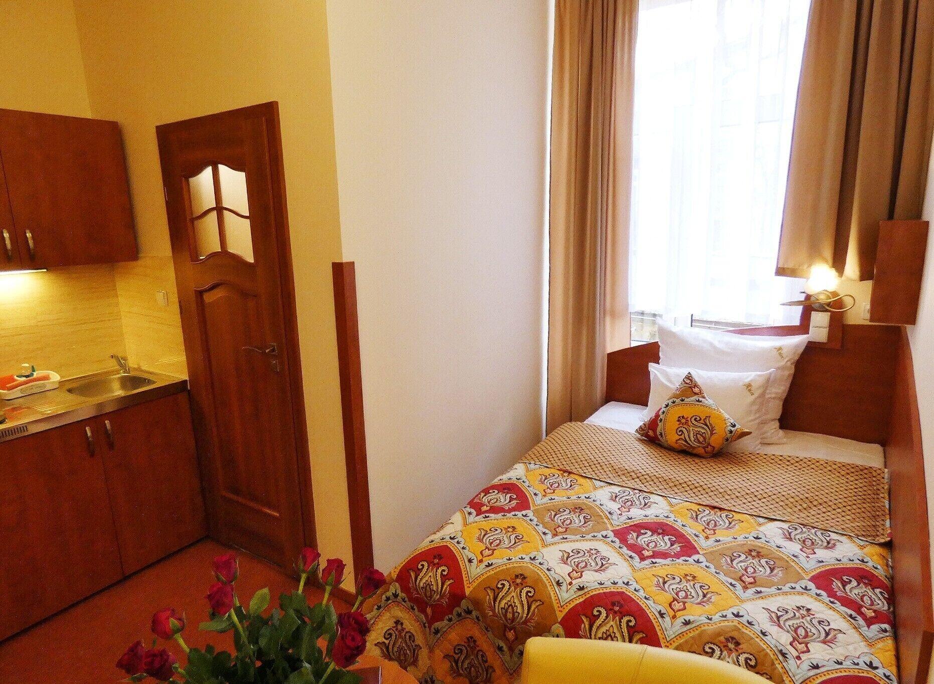 Aparthotel Adler Краків Екстер'єр фото