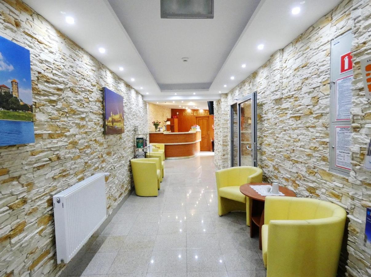 Aparthotel Adler Краків Екстер'єр фото