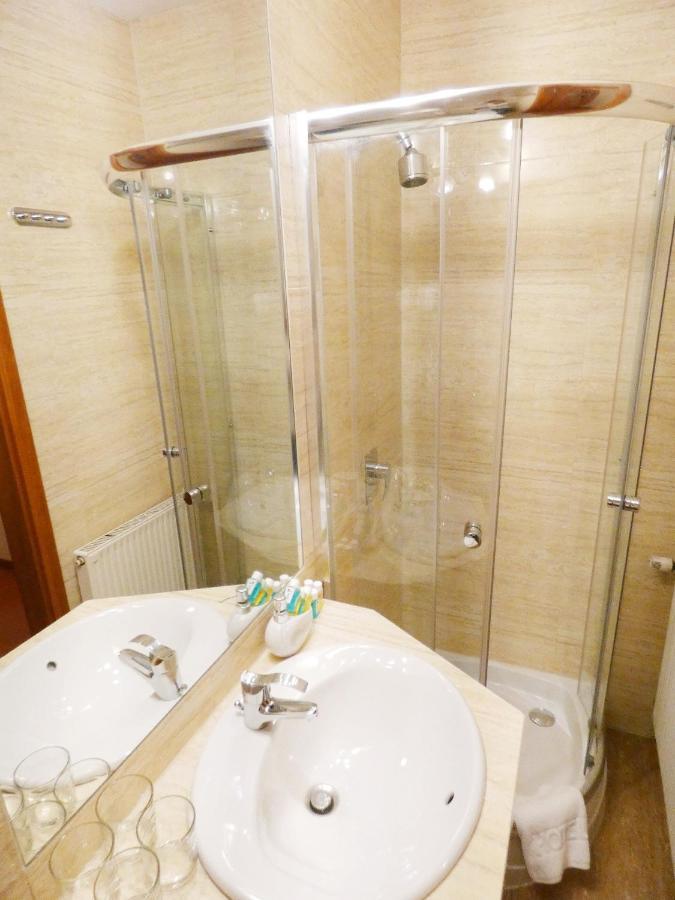 Aparthotel Adler Краків Екстер'єр фото
