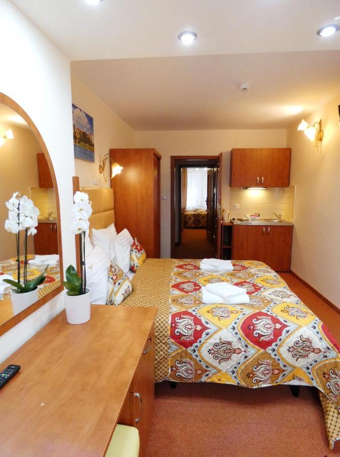 Aparthotel Adler Краків Екстер'єр фото