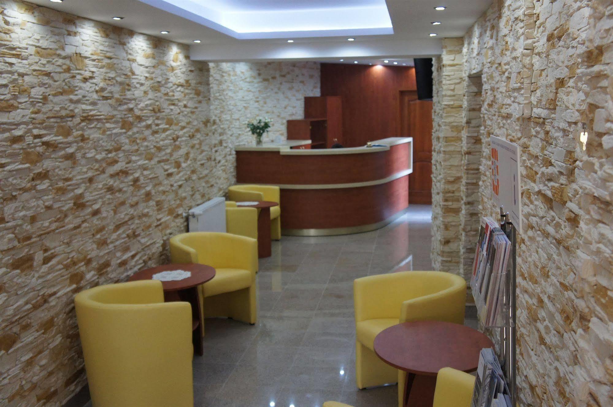 Aparthotel Adler Краків Екстер'єр фото